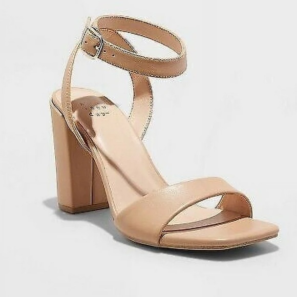 Women’s A New Day Tan Shannon  Heels - Picture 1 of 3